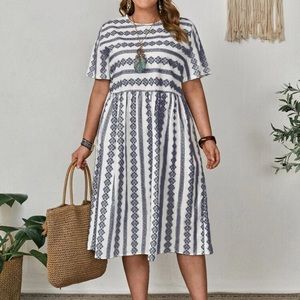 Brand: SHEIN Size: 3XL Color: White with Print